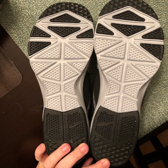 Nike Air Bella New in Box - Picture 5 of 6